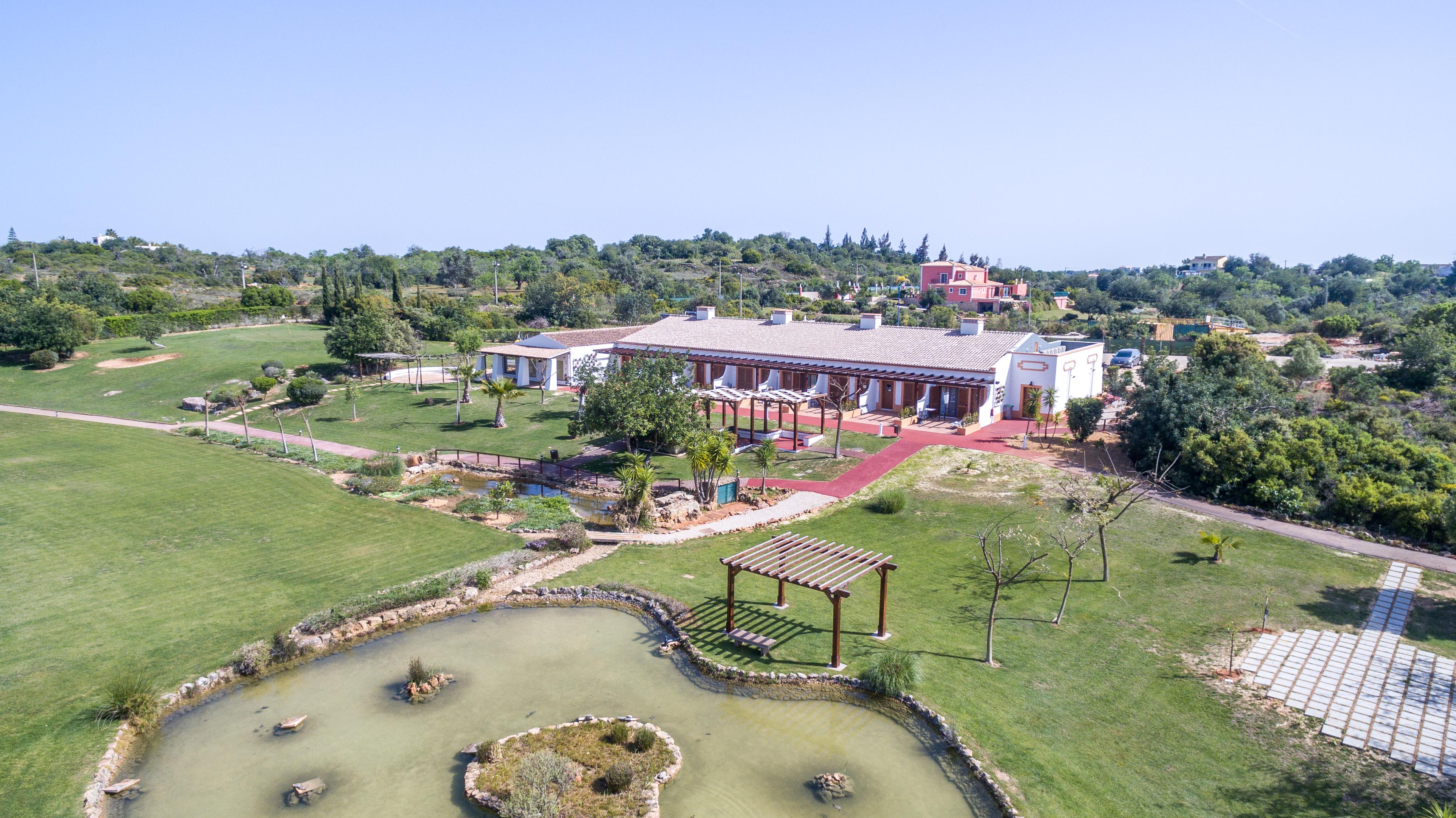 Quinta Dos Poetas Nature Hotel & Apartments Pechao Exterior photo