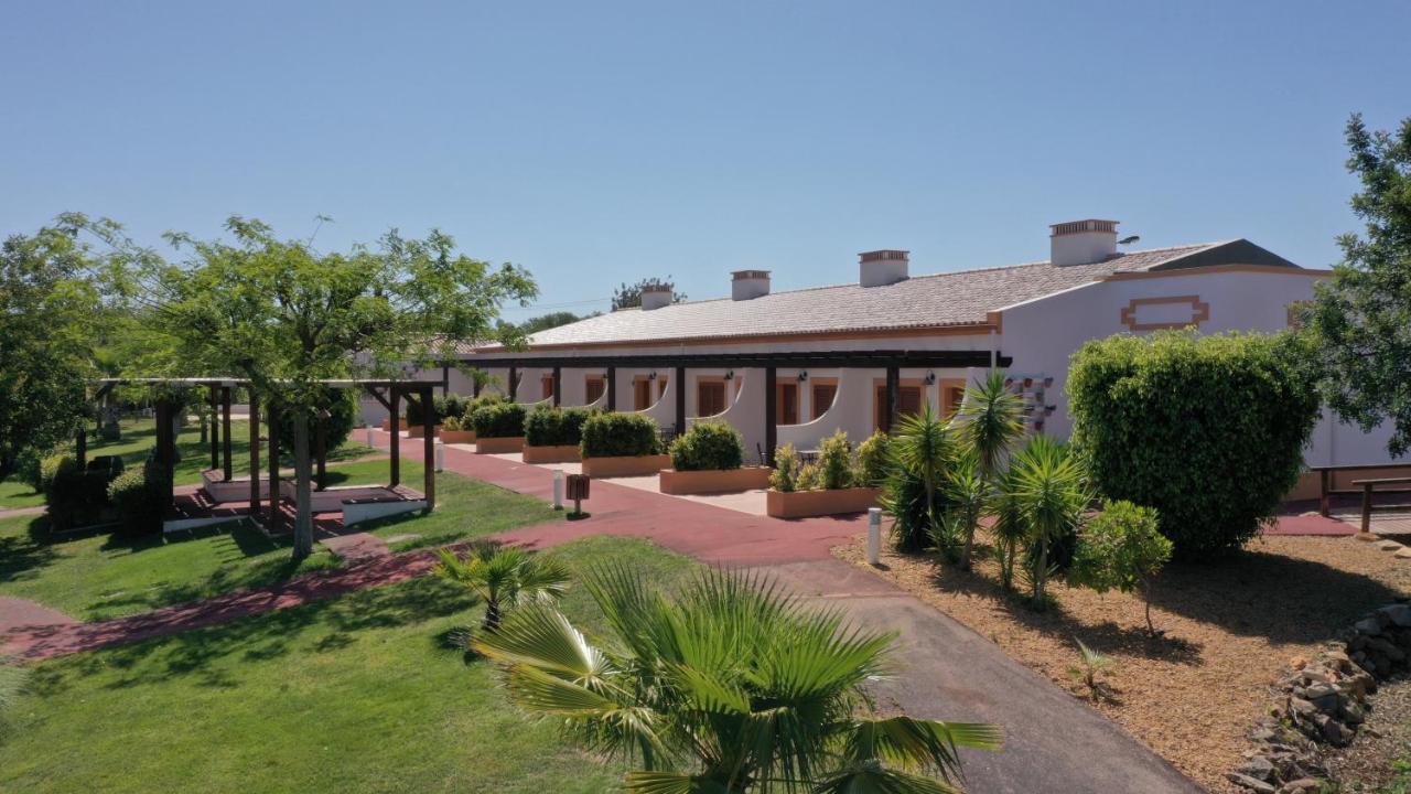 Quinta Dos Poetas Nature Hotel & Apartments Pechao Exterior photo